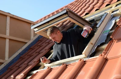 Pose de fenêtres de toit Velux à Rœulx